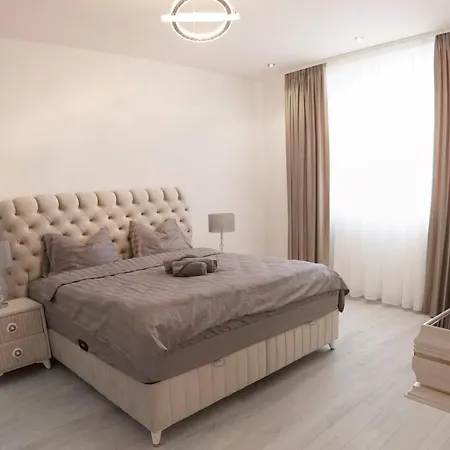 3 De Lux Apartament Bukareszt