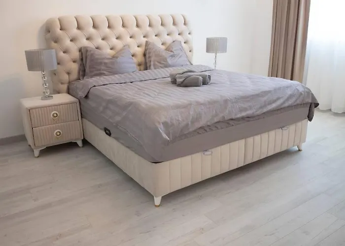 Luxury 2 Bedroom * 布加勒斯特